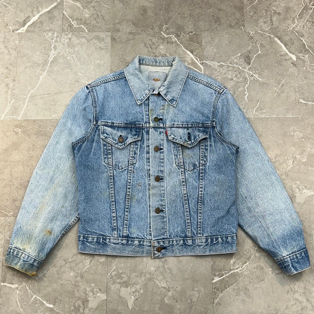 70s 80s Vintage Levis Type 3 Trucker Jacket Men Small Denim Jean Coat Distressed